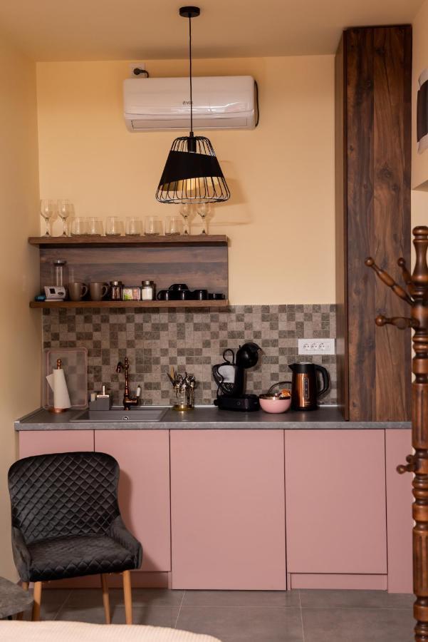 Cista Desetka! - Sa Garaznim Mestom Apartment